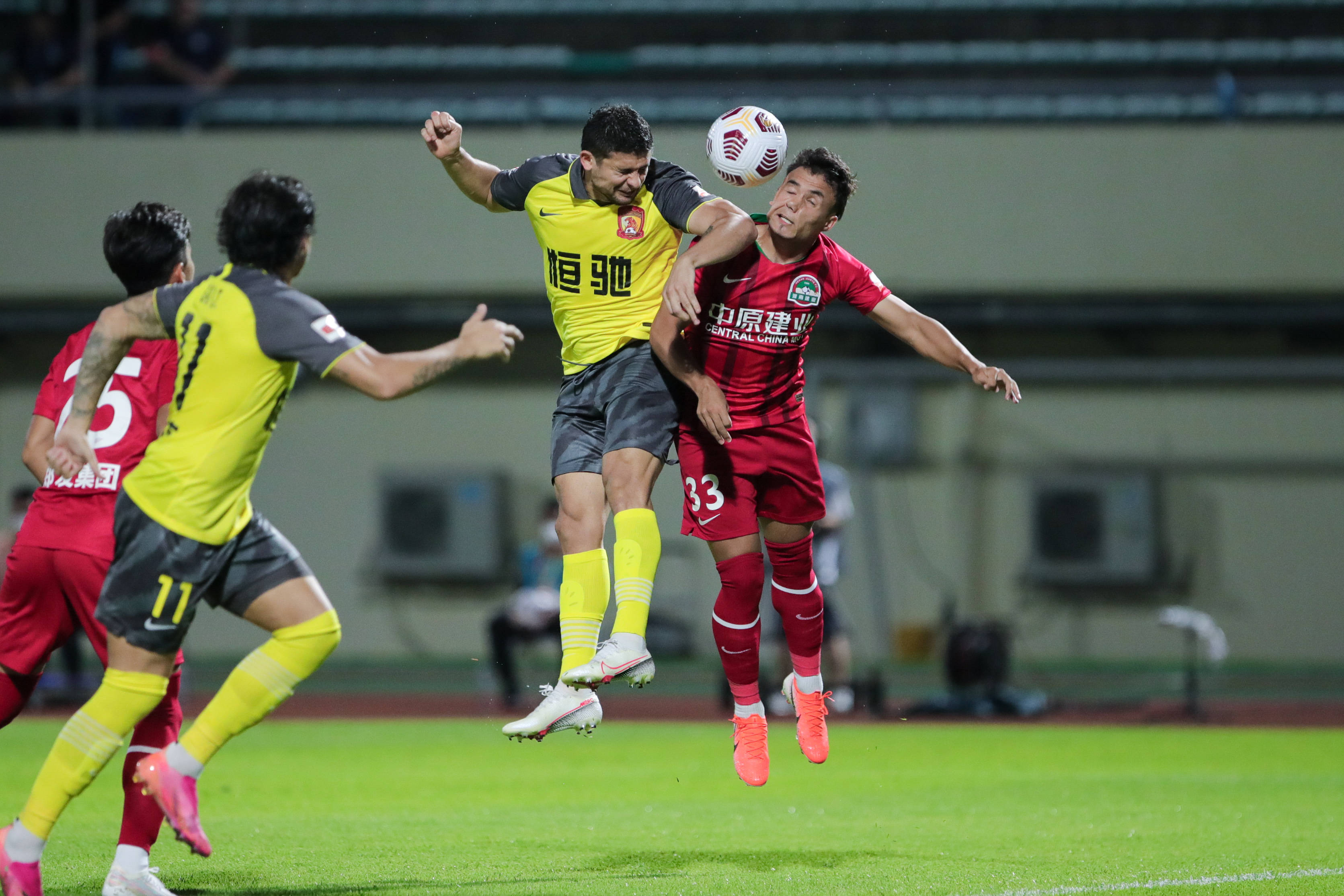 开云电竞-关于清晨突围战来临，多伦多猛龙围绕欧超杯豪取连胜，质疑声仍在，心理建设被强调的信息